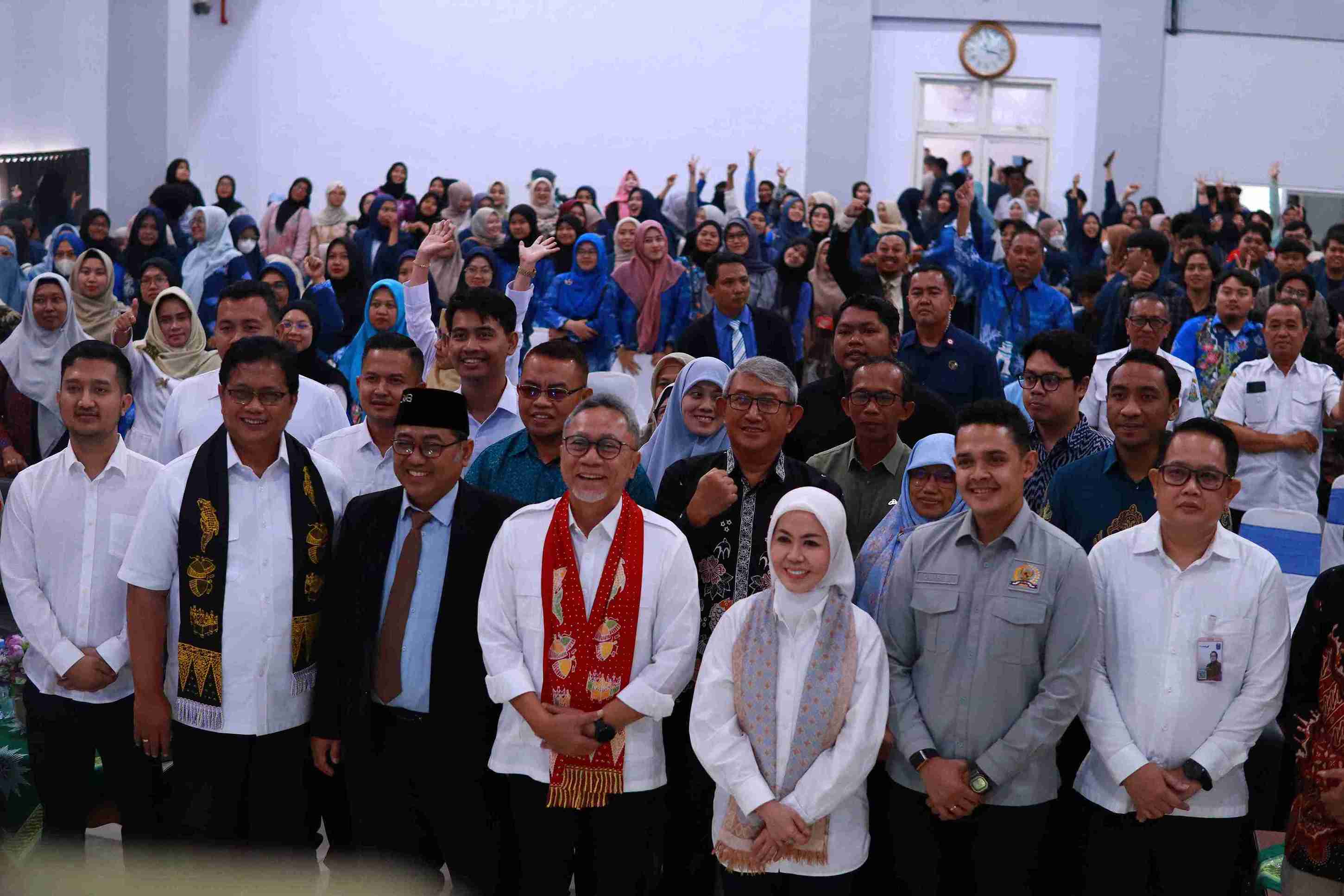 IMG_1609_11zon.jpg (187 KB)