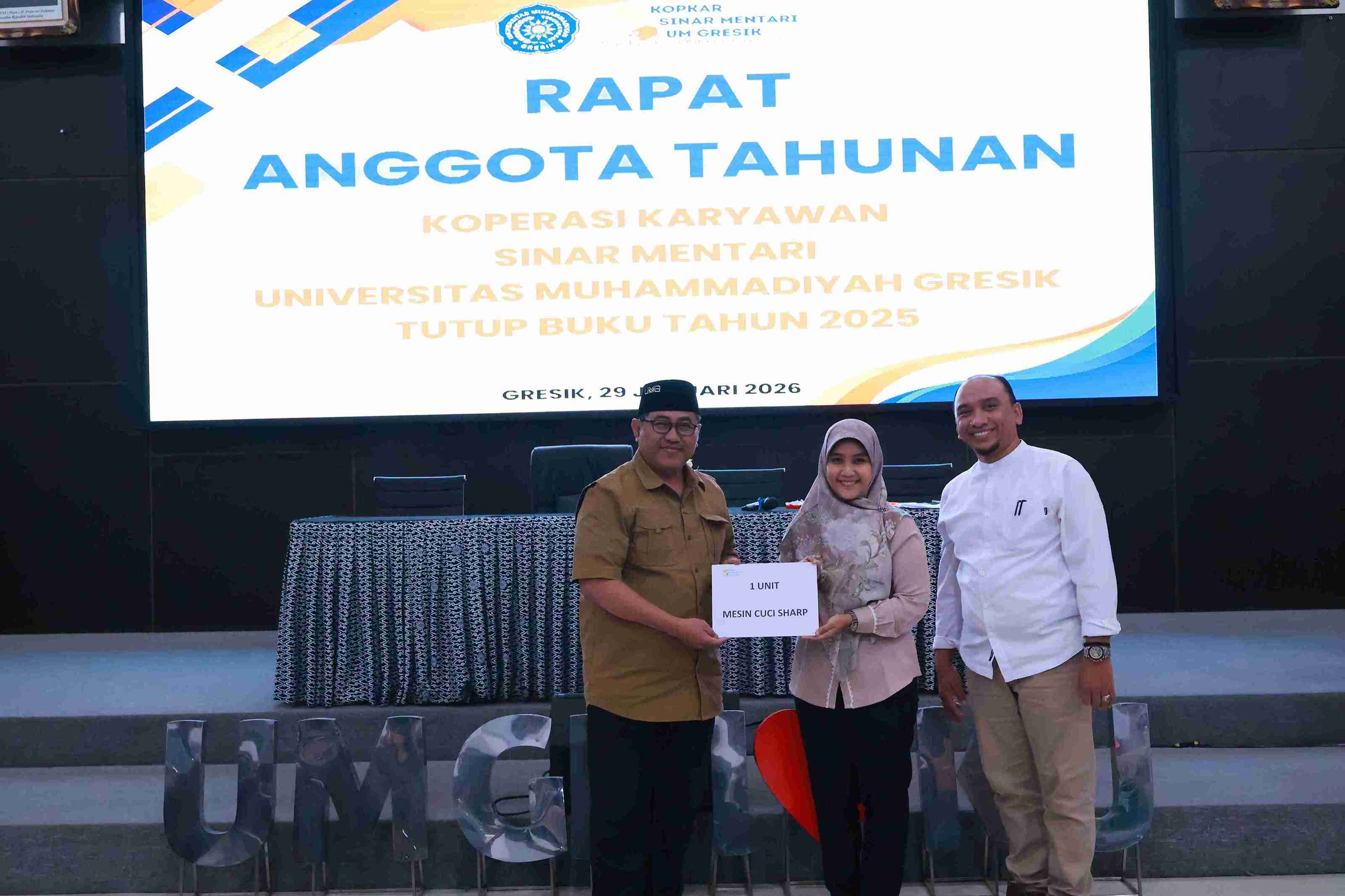 IMG_2033_11zon.jpg (186 KB)