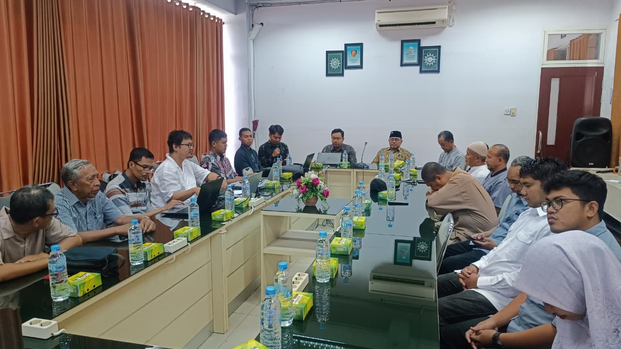 Masjid2.jpeg (108 KB)