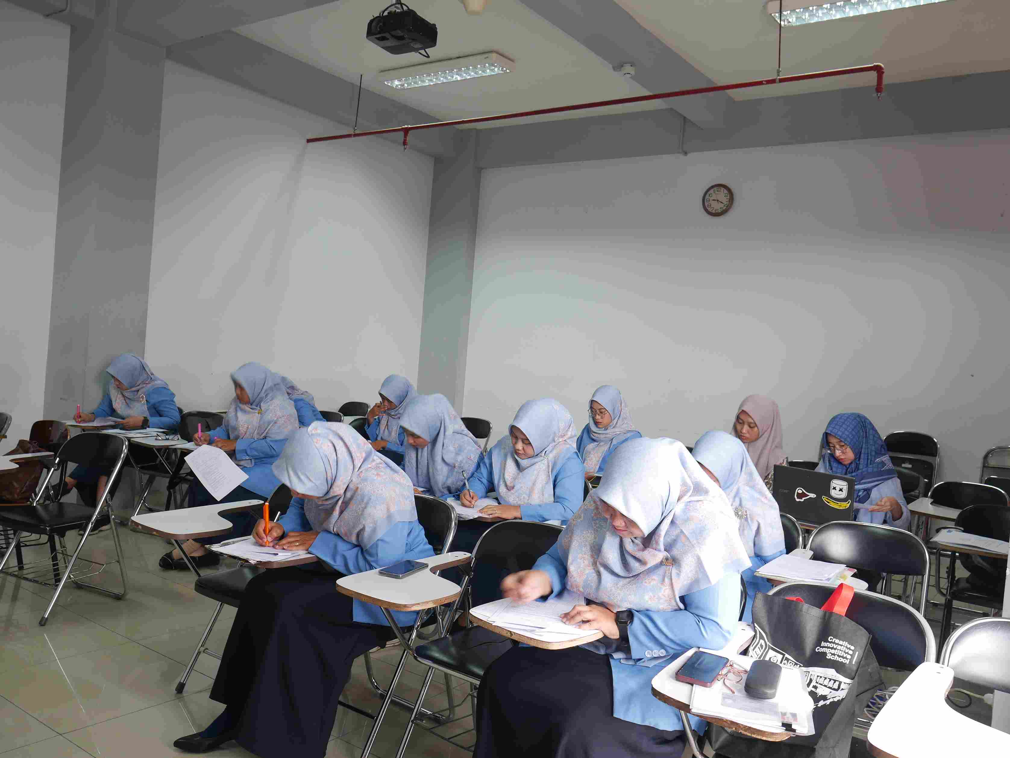 P1320347_11zon.jpg (163 KB)