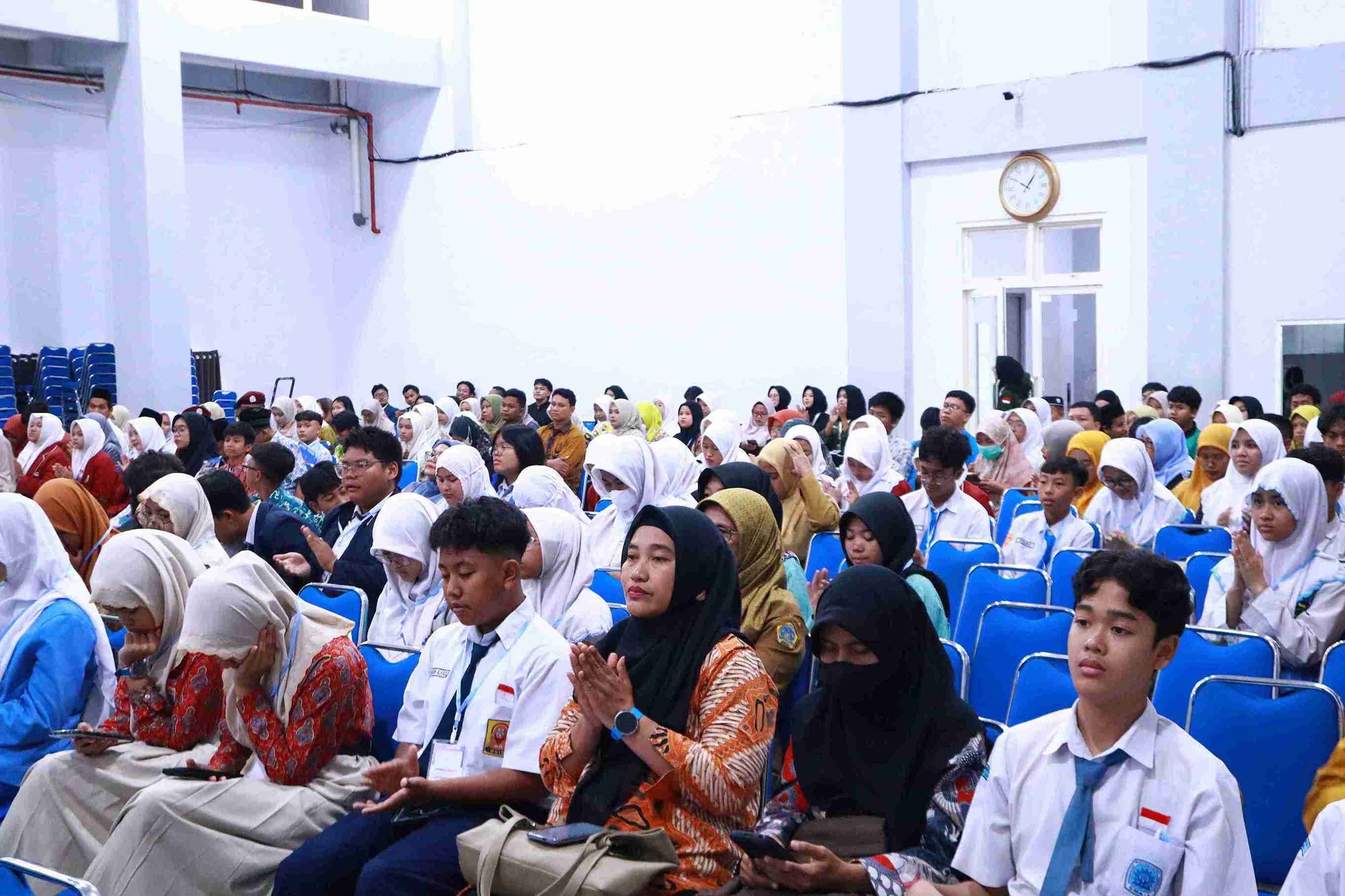 IMG_6146_11zon.jpg (185 KB)