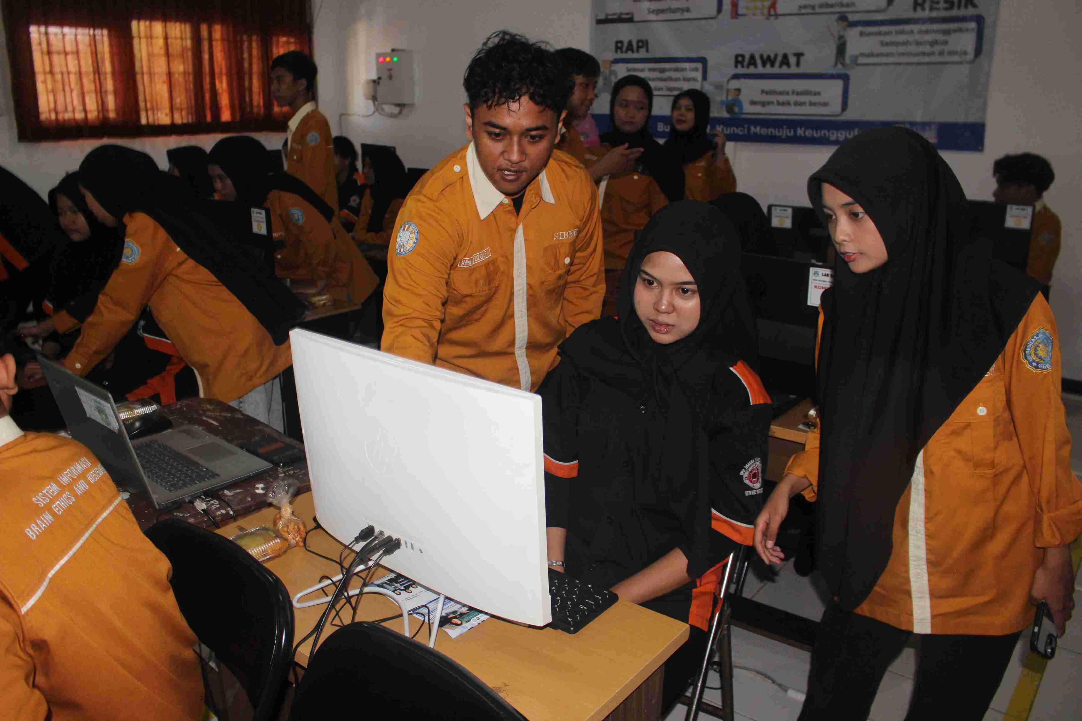 IMG_0587.JPG_11zon.jpeg (178 KB)