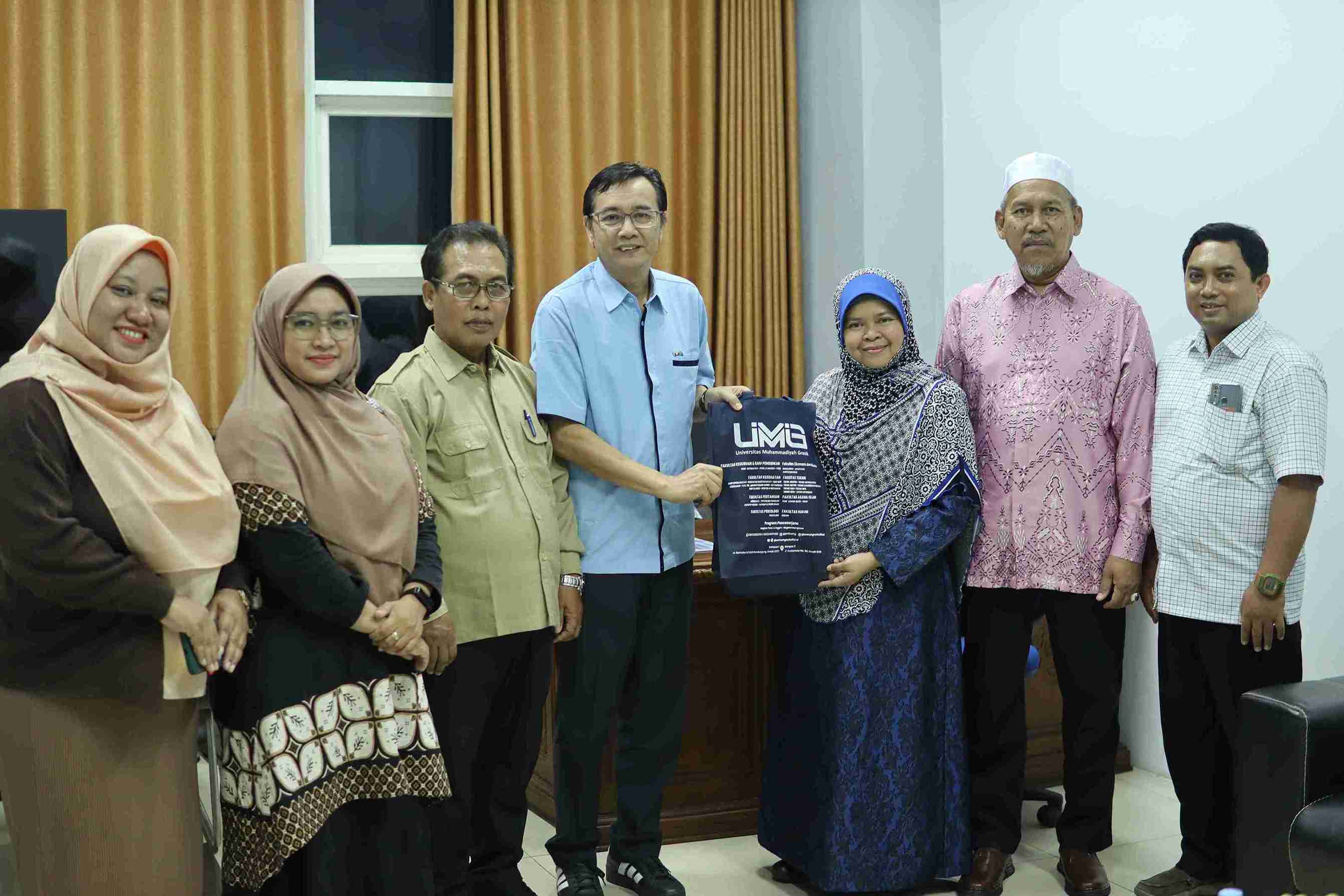 IMG_9943_11zon.jpg (188 KB)