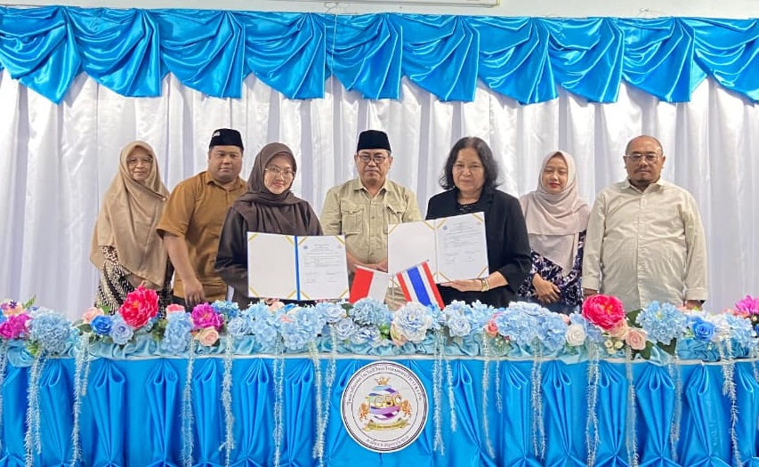 Thais2.jpeg (210 KB)