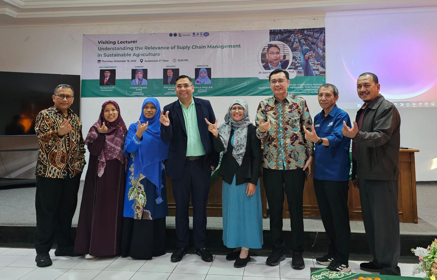 pertsad1.jpeg (180 KB)