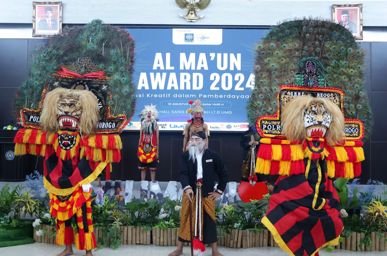 almaun1.jpeg (333 KB)