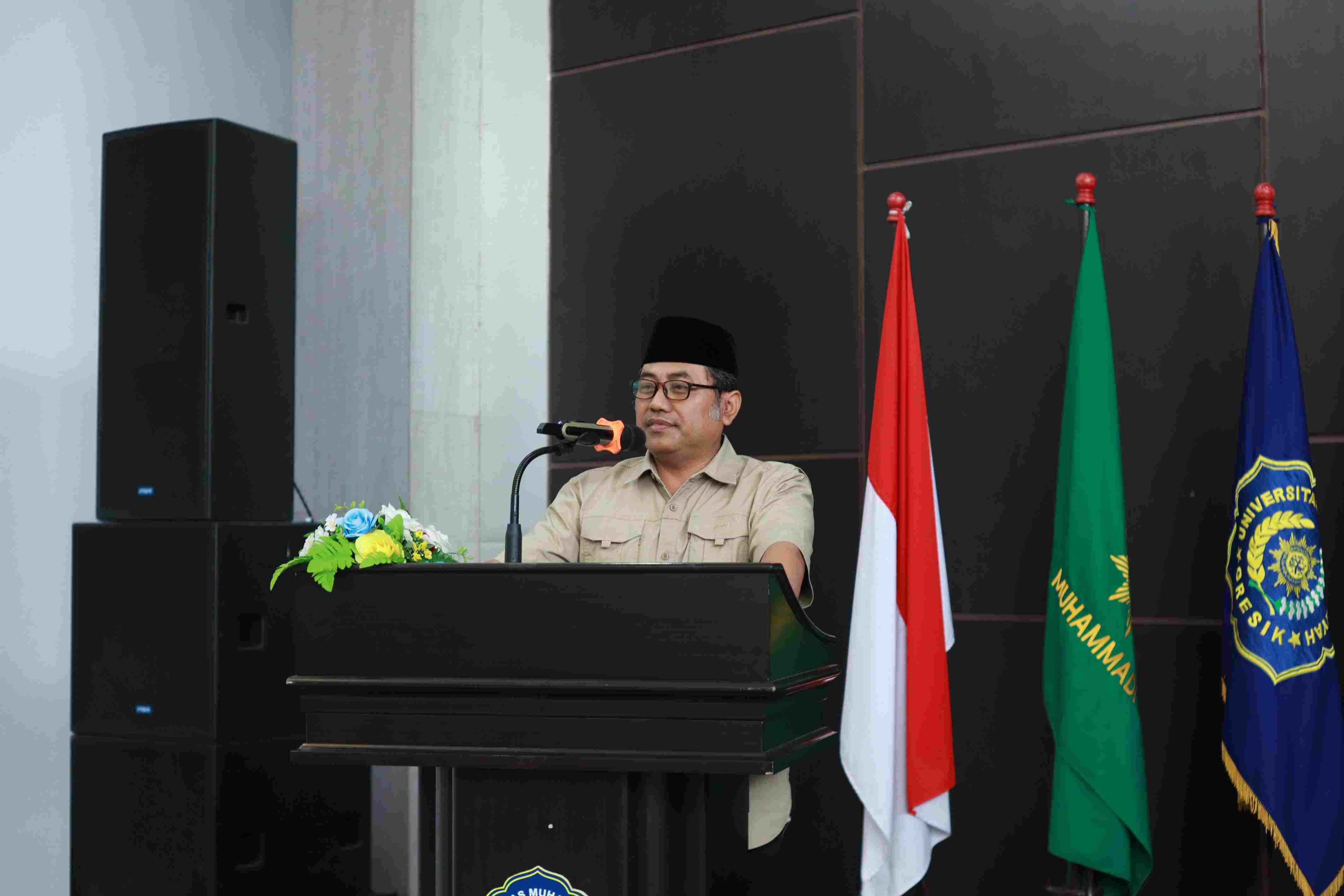 moumgbk3.jpg (135 KB)