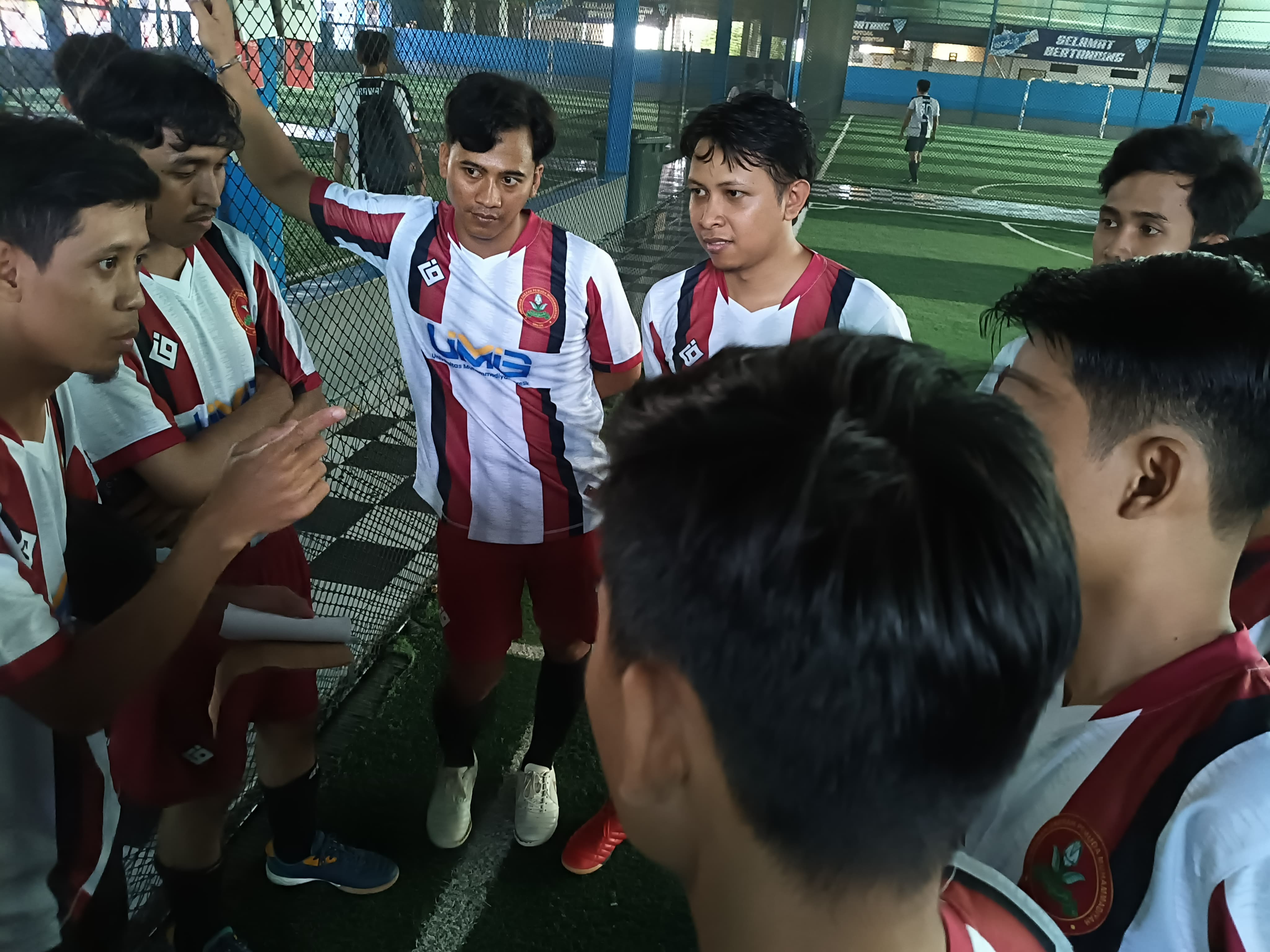 futsal2.jpeg (735 KB)