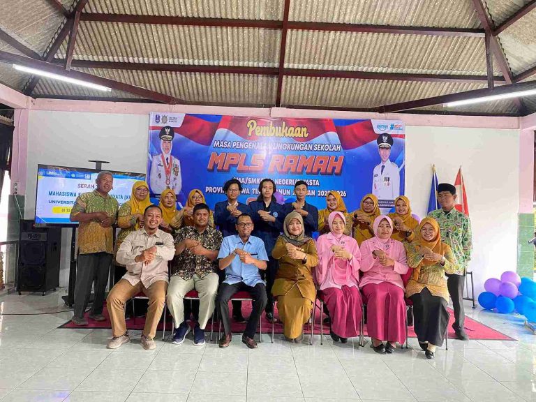 Inspiratif! Mahasiswa Berkebutuhan Khusus UMG Terjun Langsung KKN di SLB Kemala Bhayangkari 2 Gresik!