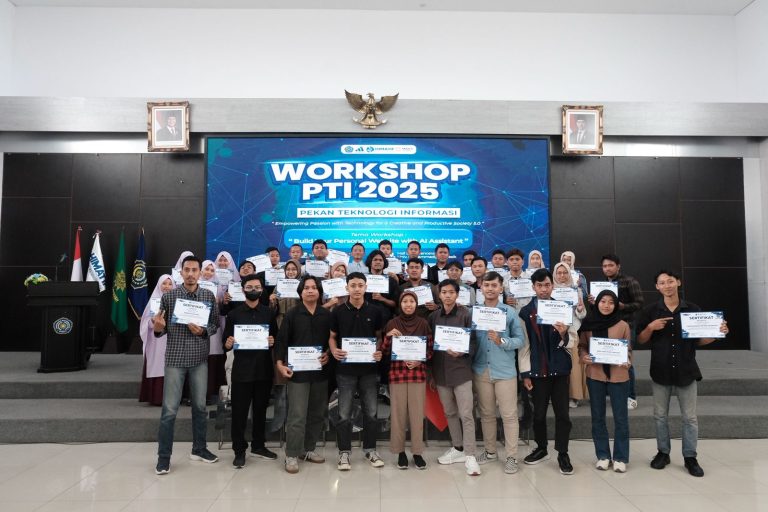 Bikin Website Sendiri dalam Sehari? Workshop “Build Your Personal Website with AI Assistant” di PTI 2025 Buktikan Bisa!
