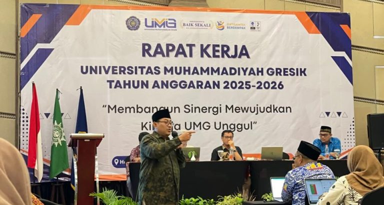 UMG Bongkar Peta Jalan Menuju Kampus Unggul di Raker Spektakuler 2025