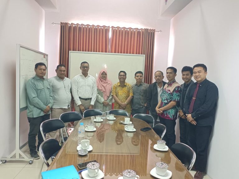 Gebrakan Baru! UM Gresik Jalin Audiensi Kerja Sama dengan DPC Peradi Kabupaten Gresik