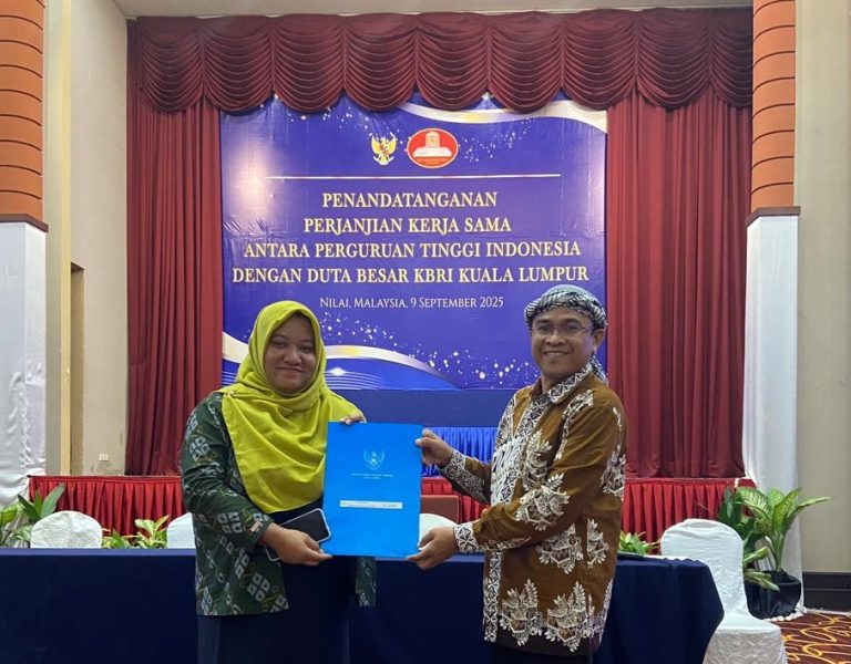 Mengejutkan! UM Gresik Gandeng Dubes RI Kuala Lumpur, Selamatkan Pendidikan Anak Migran di Malaysia