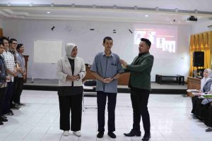 Level Up! UM Gresik Bekali Tenaga Kependidikan dengan Pelatihan Service Excellent, Siap Wujudkan Layanan Kelas Dunia!