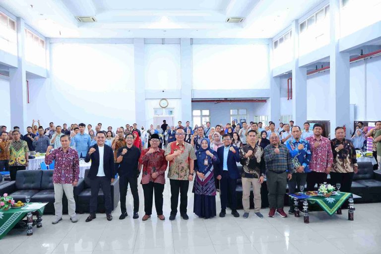 Gresik Siap Jadi Kota Hijau Dunia! Kolaborasi UM Gresik & ESI “Gerakkan Pasukan Hijau” untuk Revolusi Lingkungan Nasional