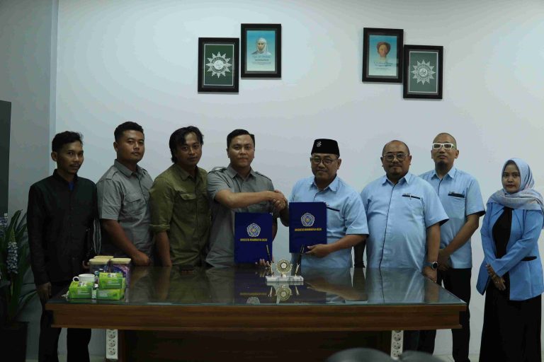 Menuju Desa Digital! UM Gresik Resmikan Kerja Sama Strategis untuk Wujudkan Seleksi Perangkat Desa Transparan