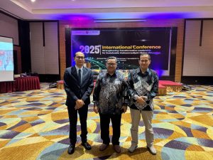 UM Gresik Mendominasi Panggung Internasional! Kepemimpinan Transformatifnya Jadi Pusat Sorotan di Forum Internasional UMAM 2025