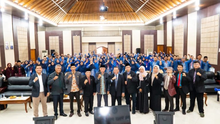 Jika Guru Tak Berubah, Pendidikan Tertinggal! Kemdikdasmen Gelar Bimtek AI–Koding Skala Nasional