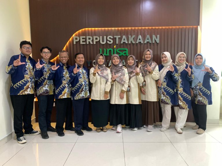 Satukan Kekuatan Literasi, Perpustakaan UM Gresik dan UNISA Yogyakarta Resmi Berkolaborasi