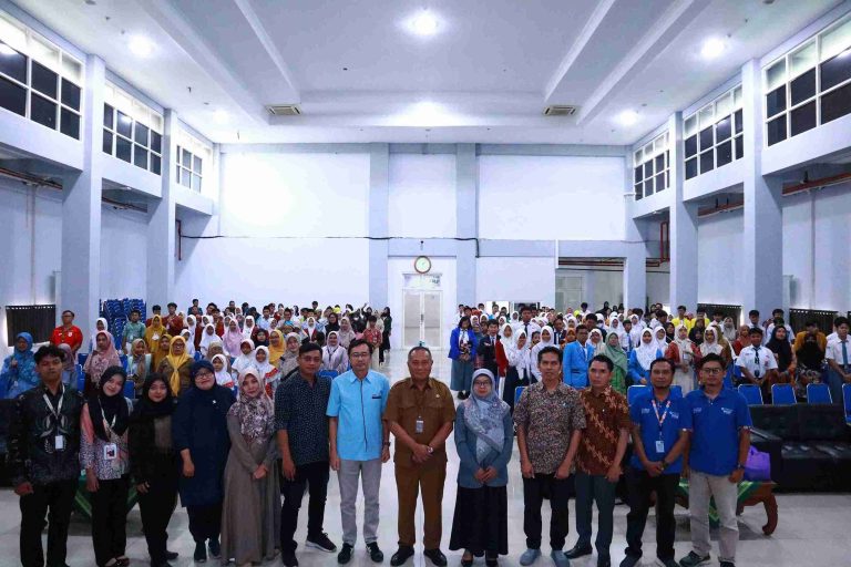 Bahasa Inggris Jadi Senjata Masa Depan! UM Gresik Gelar English Funtastic 2026