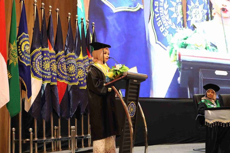 Mengubah Keterbatasan Jadi Kekuatan: Cerita Inspiratif Lulusan UM Gresik