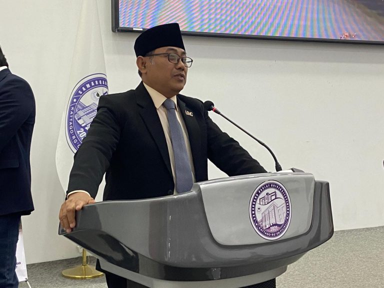 Seminar Internasional UM Gresik–Kattakurgan: Penguatan SDM dan Daya Saing Perguruan Tinggi Global