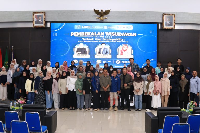 Sudah Siap Kerja Setelah Wisuda? UM Gresik Bongkar Kunci Fresh Graduate agar Dilirik Perusahaan